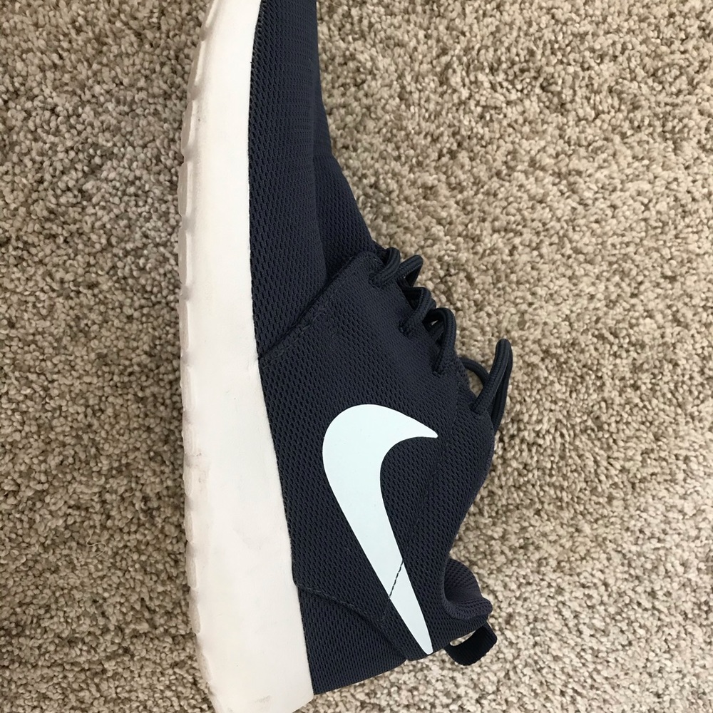 Navy blue, Nike Roshe shoes-mint blue swoosh